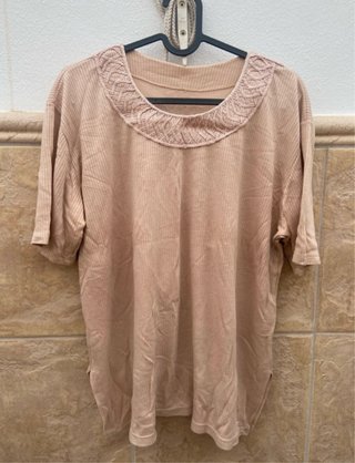Camiseta beige talla L
