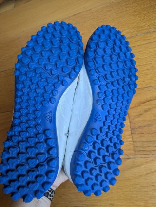 Zapatillas fútbol multitacos N°36.5 (23.5cm)