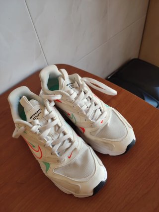 Zapatillas Nike Beige 36