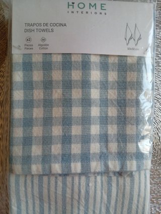 Mantel y 2 trapos de cocina