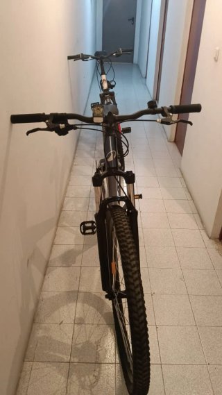 Bicicleta azul EXPL