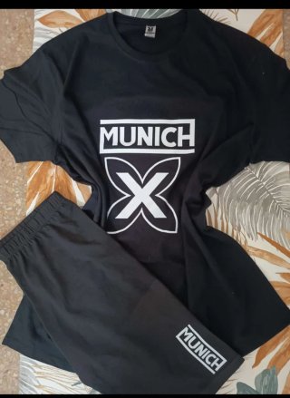 Conjunto Deportivo Munich Negro