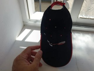 Gorra Nokta The Legend Negra y Roja