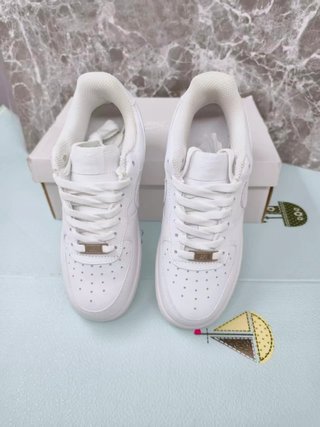 Nike Air Force 1 Talla 38 Blancas