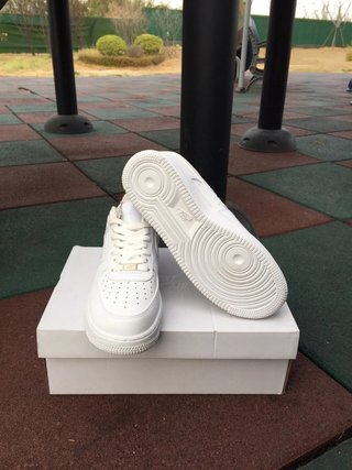 Nike Air Force 1 Talla 36 Blancas