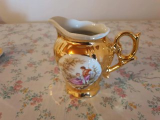 Juego de té dorado antiguo