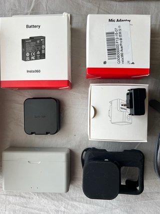 Insta360 Ace Pro Cámara Negra