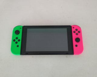Nintendo Switch muy buen estado