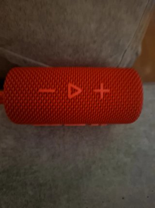 Altavoz JBL GO 4 rojo