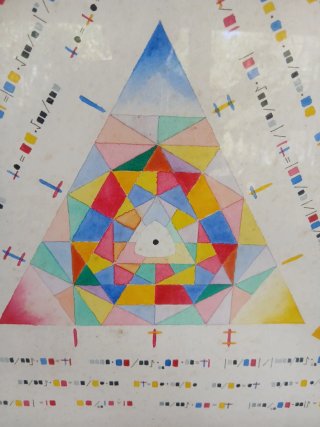 Cuadro triangular decorativo