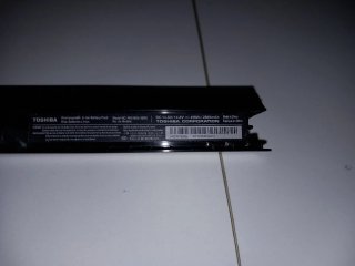 Toshiba 2018 1TB HDD / 4GB RAM