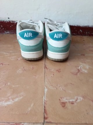 Zapatillas Nike Air Blancas y Verdes