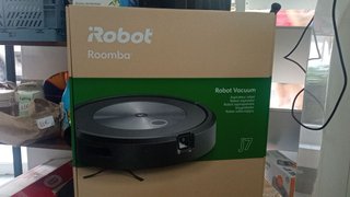 Robot Aspirador iRobot Roomba j7