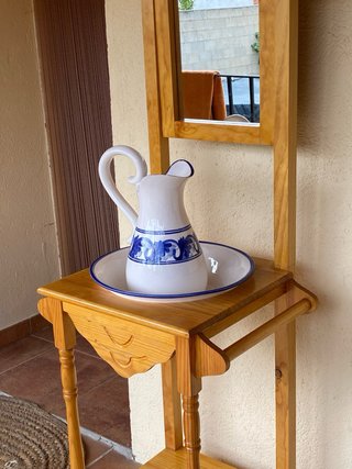 Palancanero pino con poza y jarra