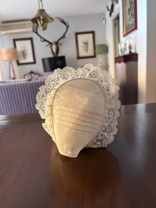 Capota de bautizo de encaje