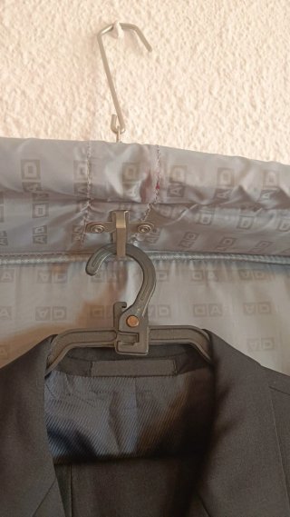 Bolso Portatrajes Adolfo Domínguez Rojo