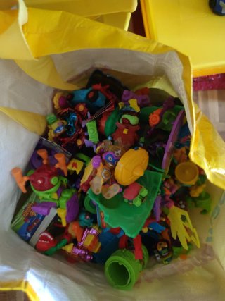 Juguetes de superthings
