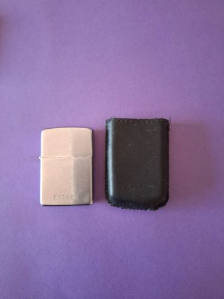 4 Encendedores Metálicos. Algunos Zippo