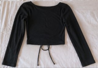 Blusa negra manga larga fruncida