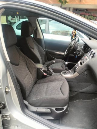 Peugeot 308 2011