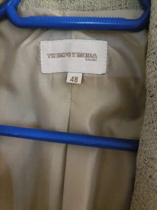 Traje de chaqueta y pantalón verde