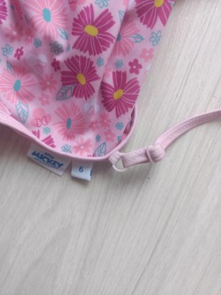 Bañador niña Minnie Mouse talla 6 años