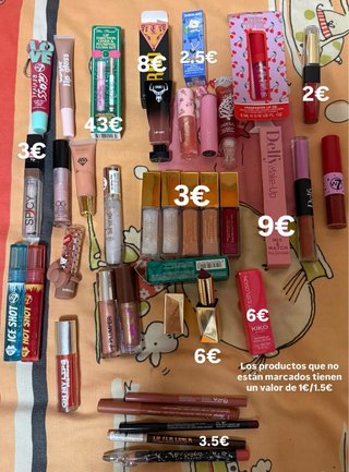 Maquillaje variado