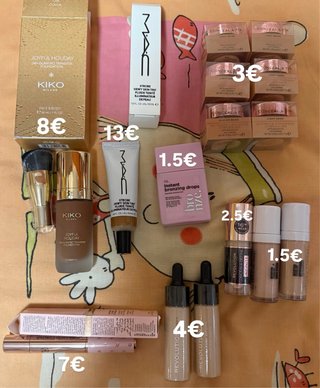 Maquillaje variado