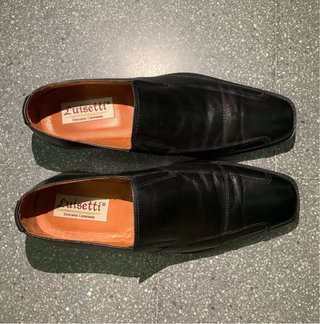 Zapatos de vestir Luisetti negros talla 41