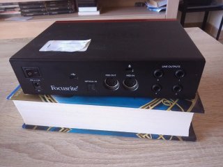Interfaz de Audio Focusrite Clarett+ 2Pre