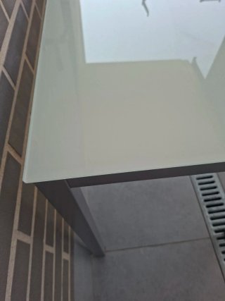 Mesa de cocina cristal y metal
