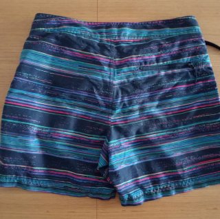 Bañador Pull&Bear rayas multicolor.