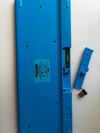 Teclado inalámbrico Trust con Touchpad