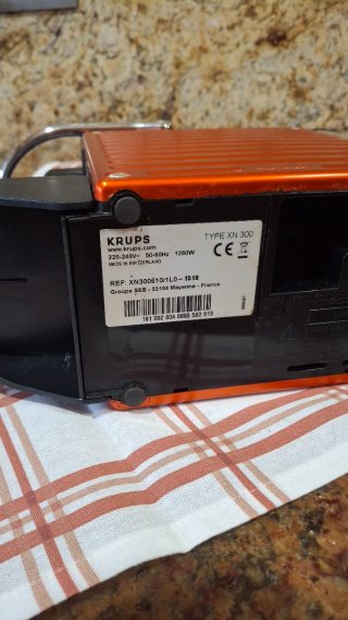 Cafetera Nespresso Krups Pixi Naranja