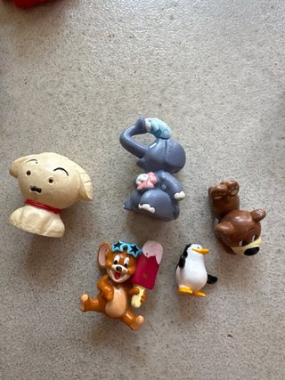 Figuras de colección variadas