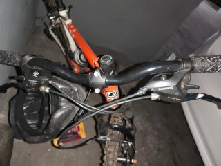 Bicicleta B-PRO 750 Naranja