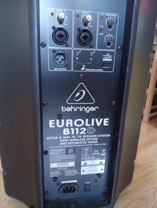 Altavoz Behringer EUROLIVE B112D