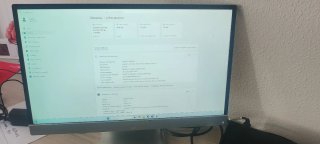 Ordenador Sobremesa con pantalla panorámica HP.