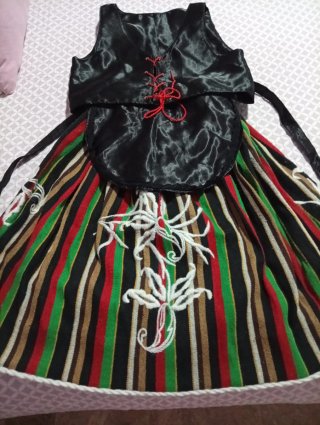 Traje Manchega Hecho a Mano para niña de 3 a 4 año