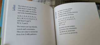 Lee, Canta Y Juega en Inglés