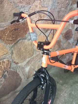 Bicicleta BMX Naranja