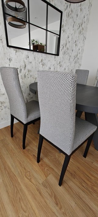 Mesa comedor redonda y 4 sillas