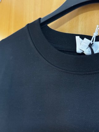 Camiseta Givenchy Negra Logo Cuadrado