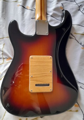 Fender Stratocaster MIM Mejorada