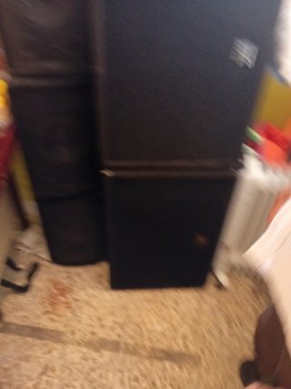 Altavoces negros