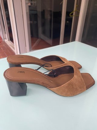 Hermosas Sandalias Zara Ante Marrón Tacón Bloque