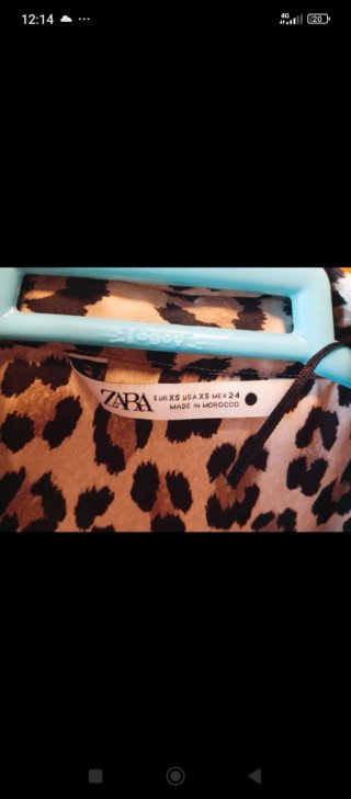 Camisa Zara Animal Print Talla XXS nunca usada