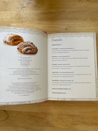Cupcakes, muffins, cookies, cake pops, macarons