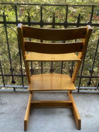 Silla evolutiva Stokke madera