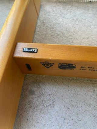 Silla evolutiva Stokke madera